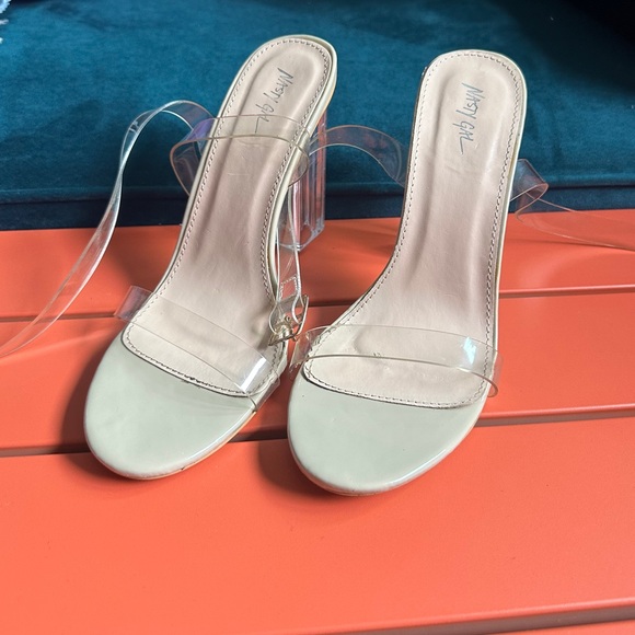 BOGO ⚡️ Nasty gal let’s be clear heels - Picture 2 of 4
